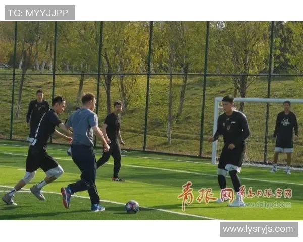 学足球与篮球的优缺点分析哪个更适合青少年运动发展 学足球与篮球的优缺点分析哪个更适合青少年运动发展