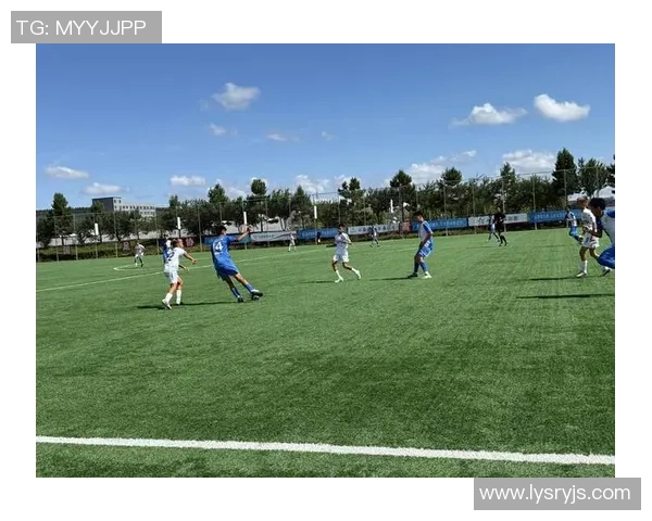 足球与英语的完美结合探讨如何提升球场沟通能力与语言学习技巧